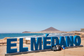 Alquilaencanarias Plaza Roja Beach